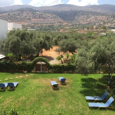 מאליה The Draught House Pub-Inn מראה חיצוני תמונה